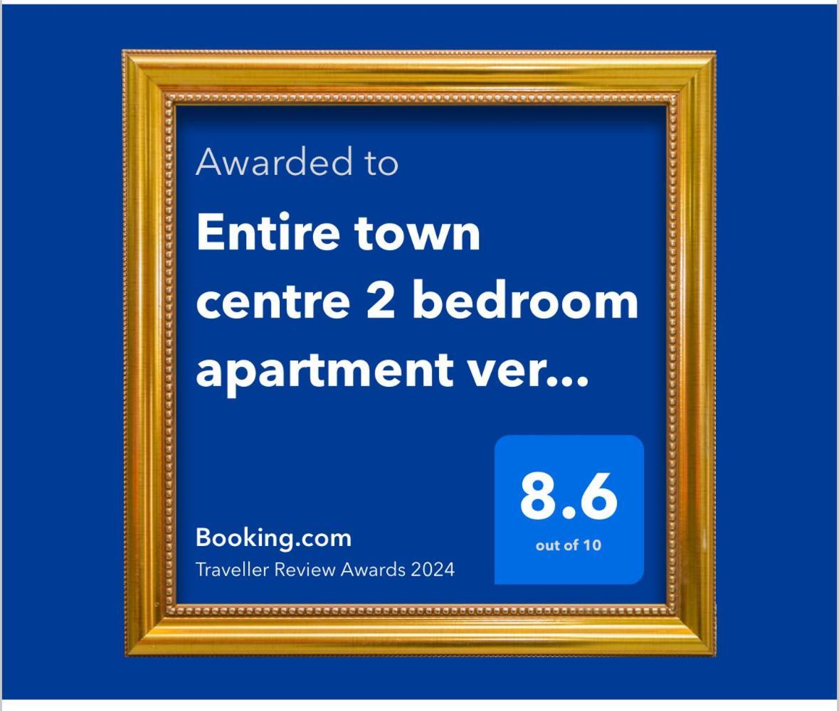 Entire Town Centre 2 Bedroom Apartment Very Close To Beach Борнмут Екстер'єр фото